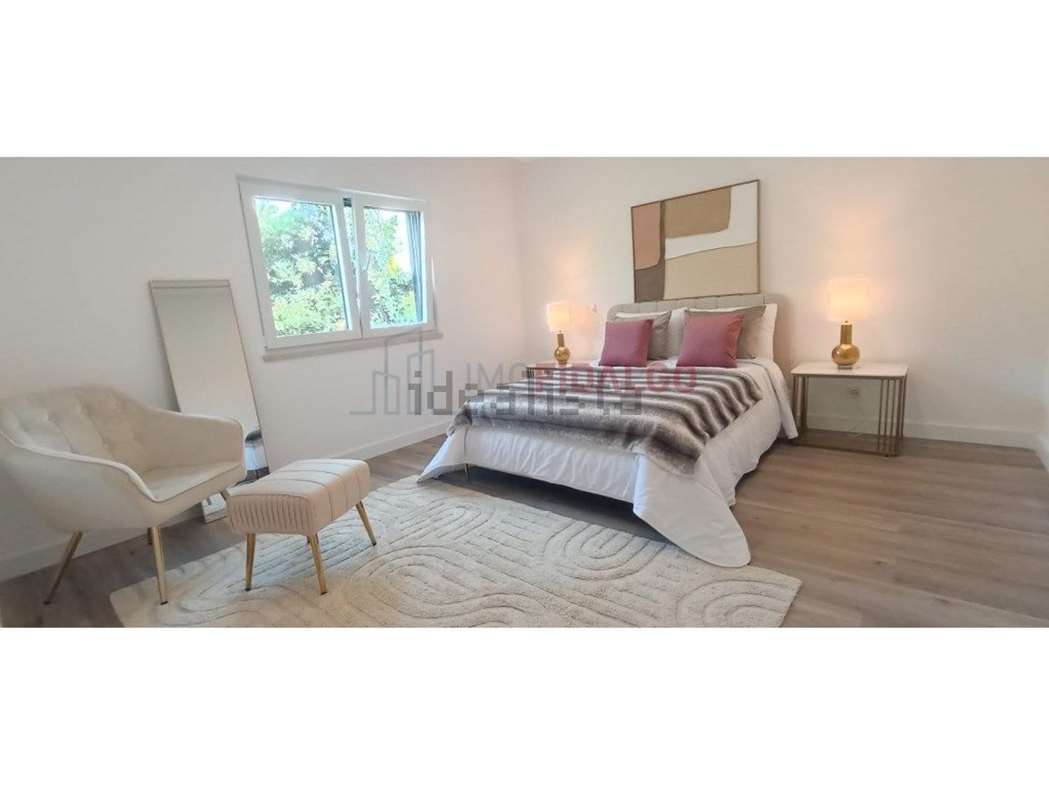 Apartamento em Arneiros, Benfica