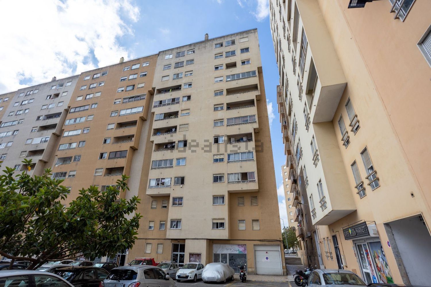 Apartamento em Carregado e Cadafais