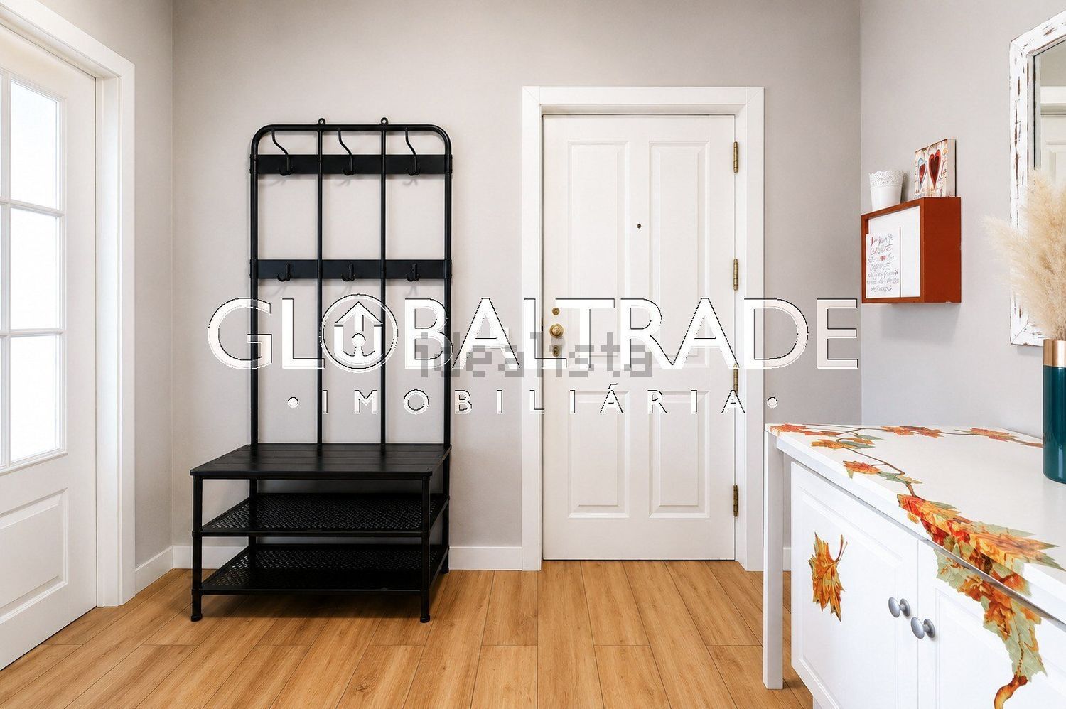 Apartamento em Valbom, São Cosme - Valbom - Jovim