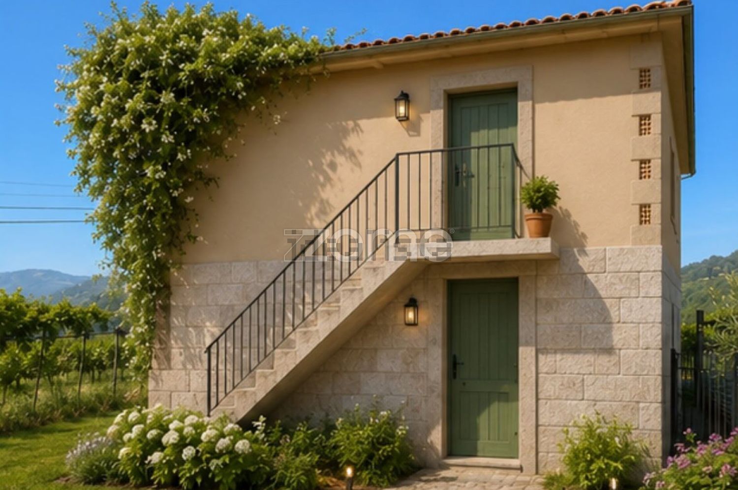 Detached house in Junqueira