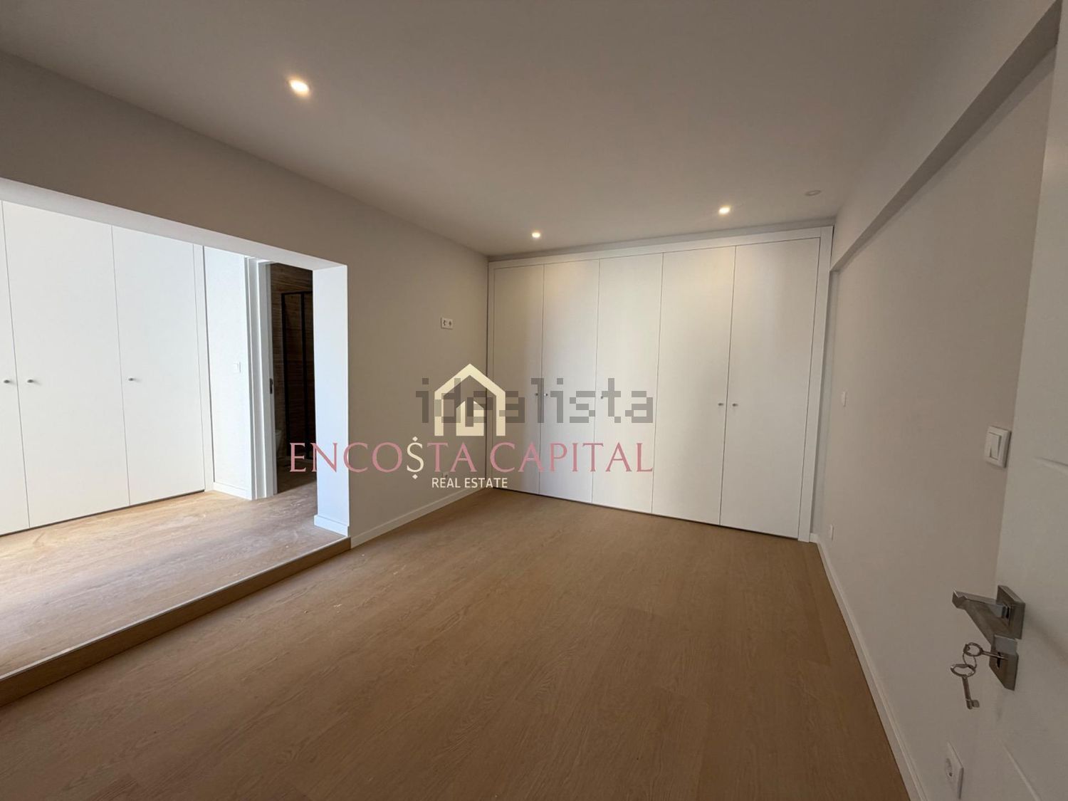 Apartamento em Murtal - Madorna, Carcavelos e Parede