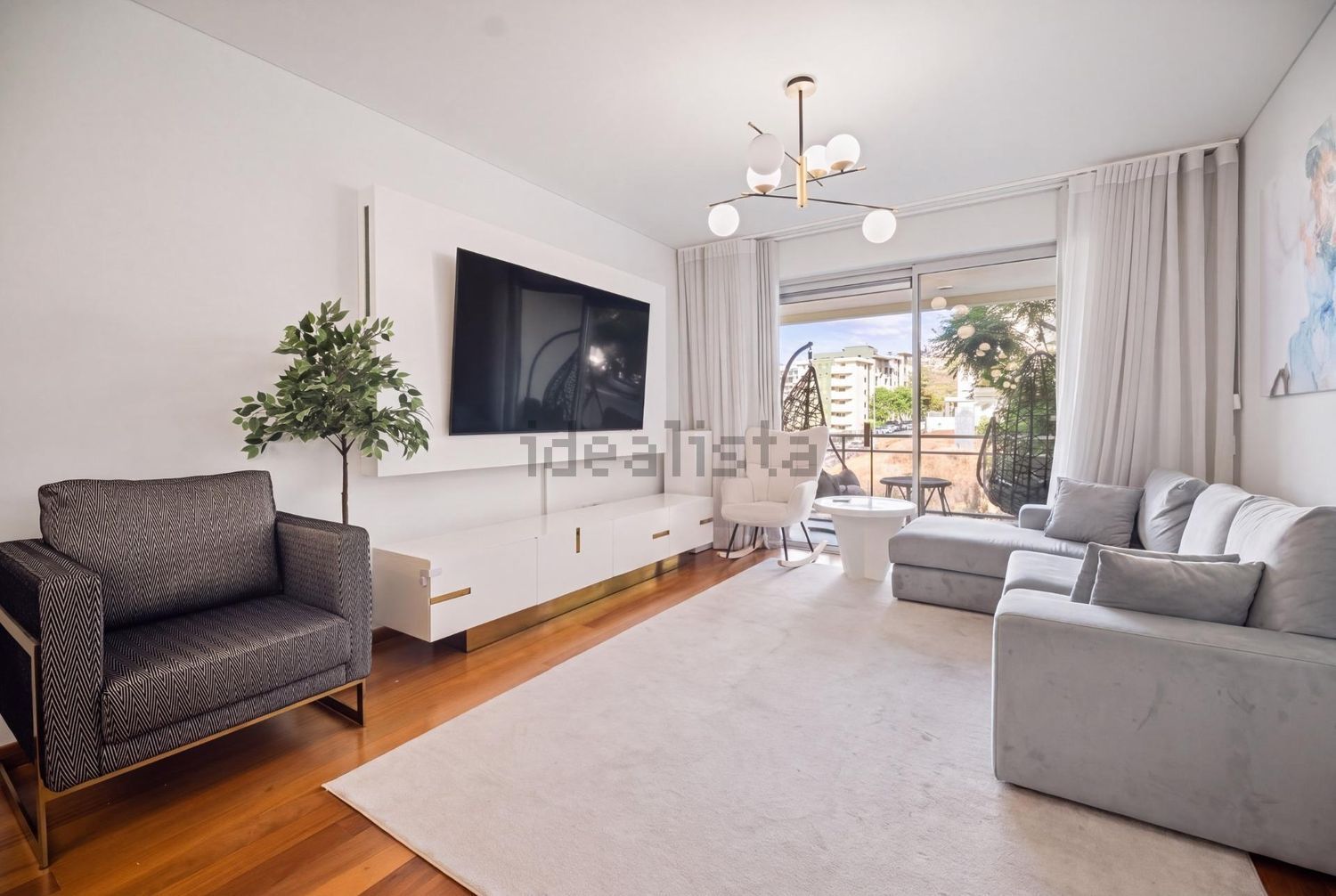 Apartamento em Ajuda - Amparo - Piornais, São Martinho