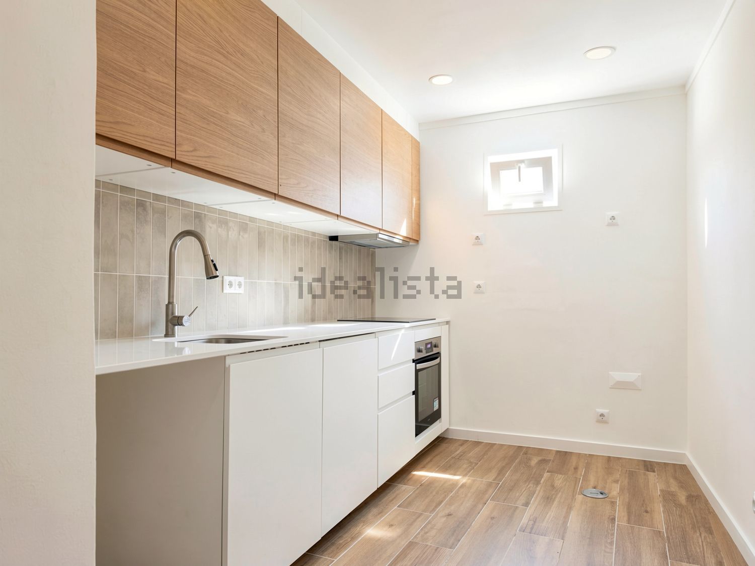 Moradia geminada em Ventosa
