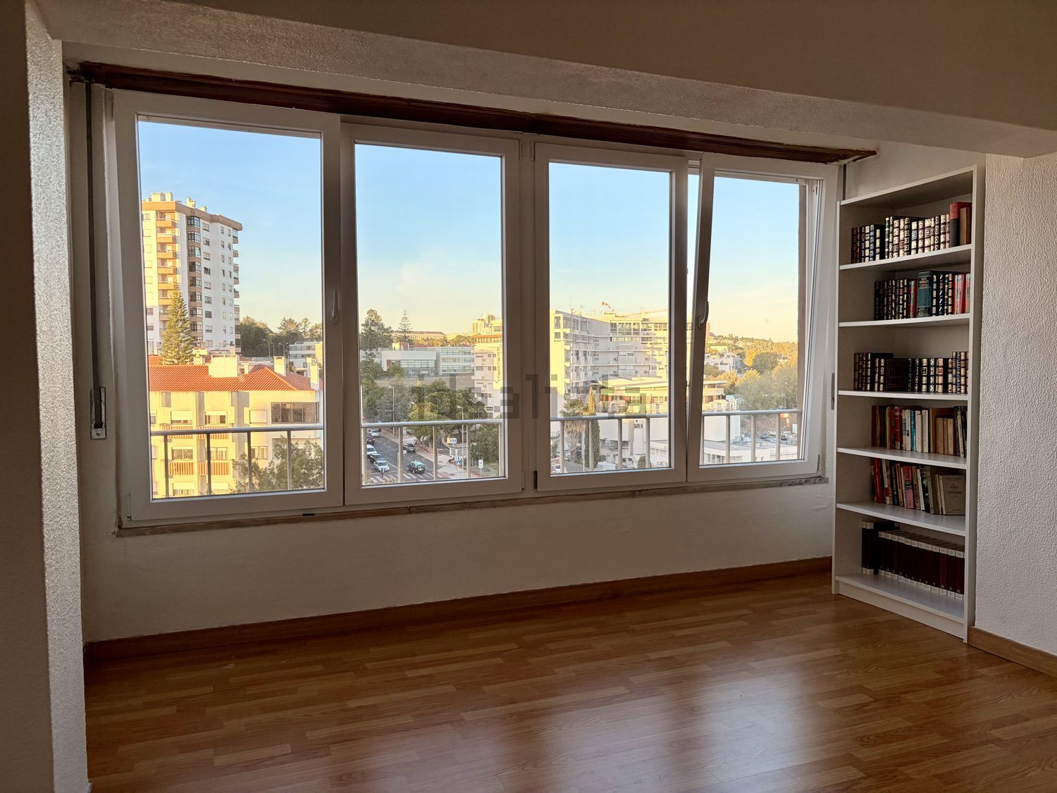 Flat in Centro de Carnaxide, Carnaxide e Queijas