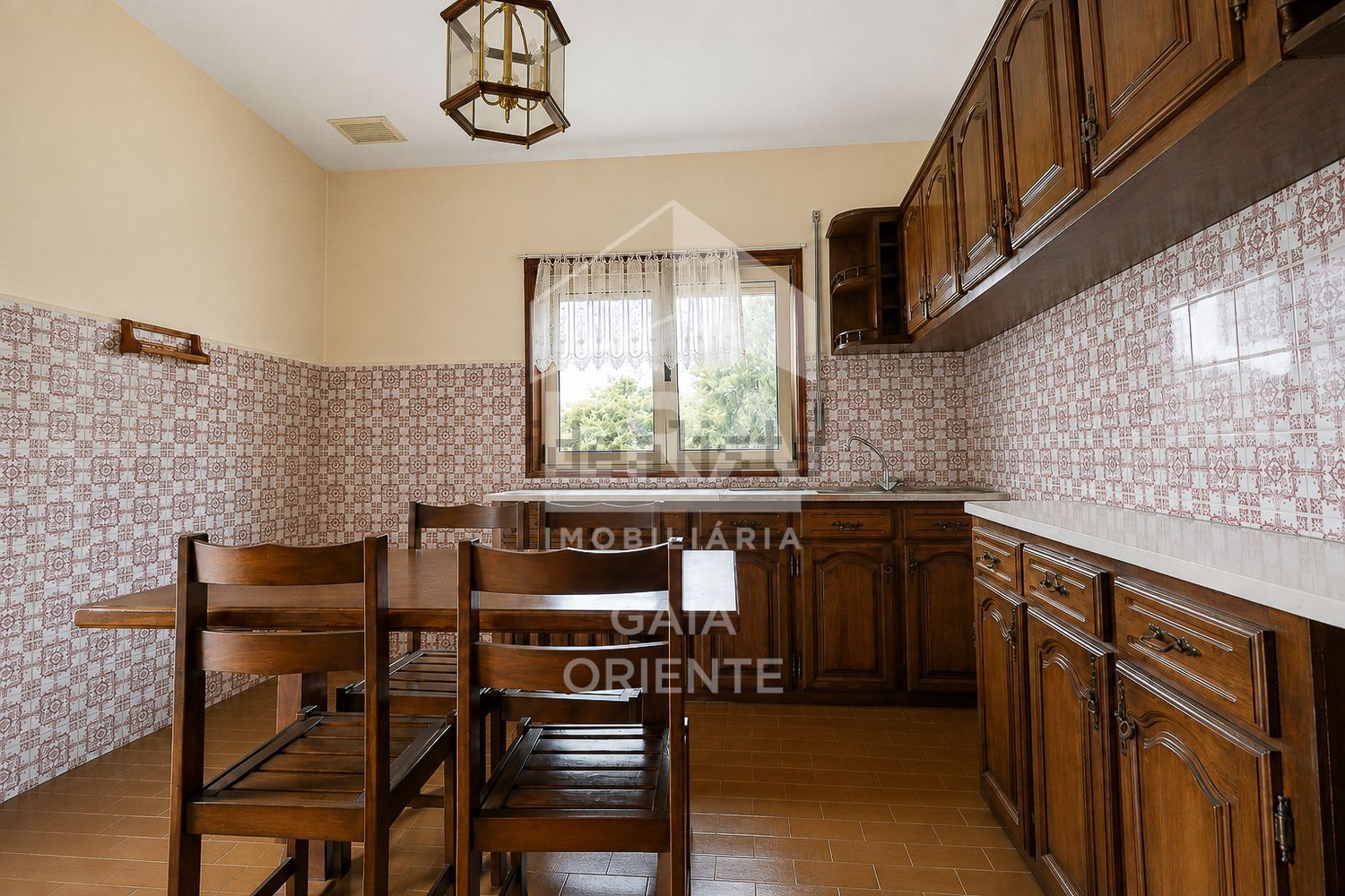 Moradia geminada em Vila de Punhe