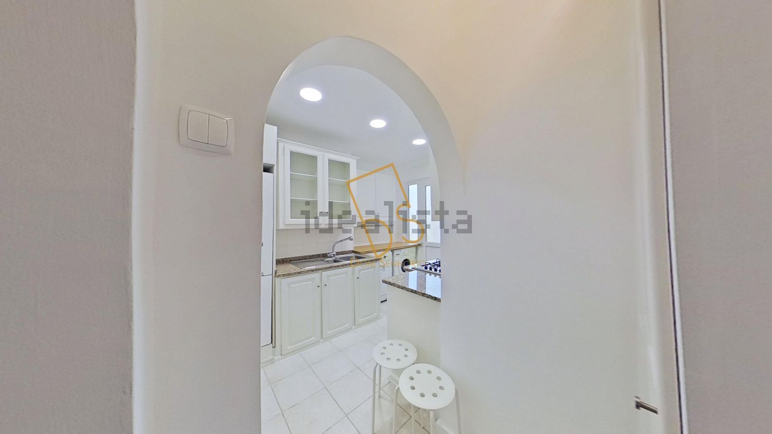 出租公寓 t2, rua Portugal Durão - 厨房