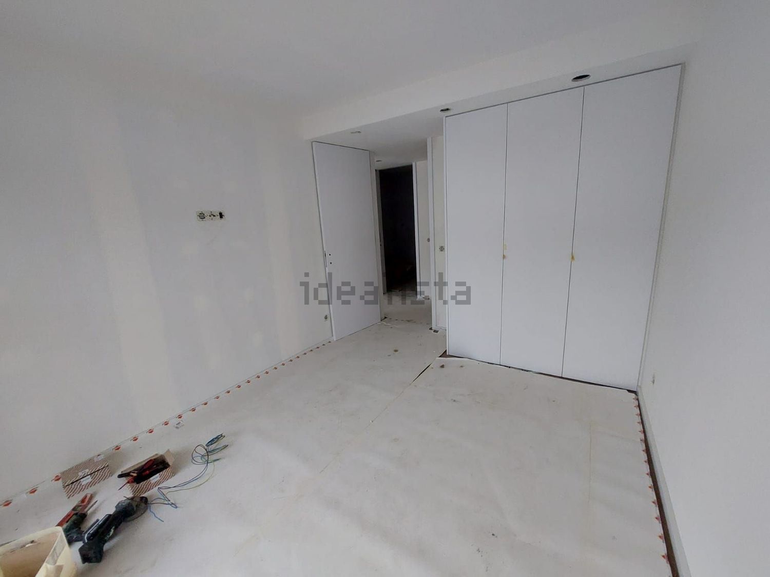 公寓 T1出售, avenida Padre Alves Correia s/n - 居住