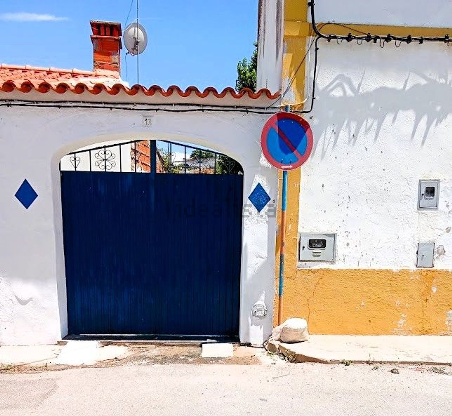 小镇楼房出售, Rua Catarina Eufémia, 37 - 外立面