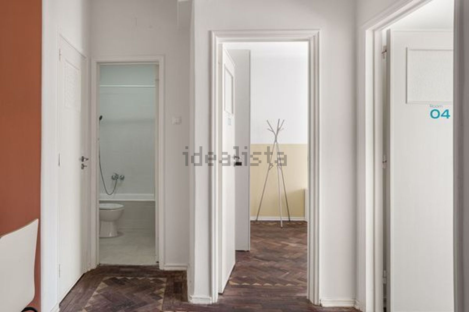 出租房间, rua Inácio de Sousa, 15 - 试衣间