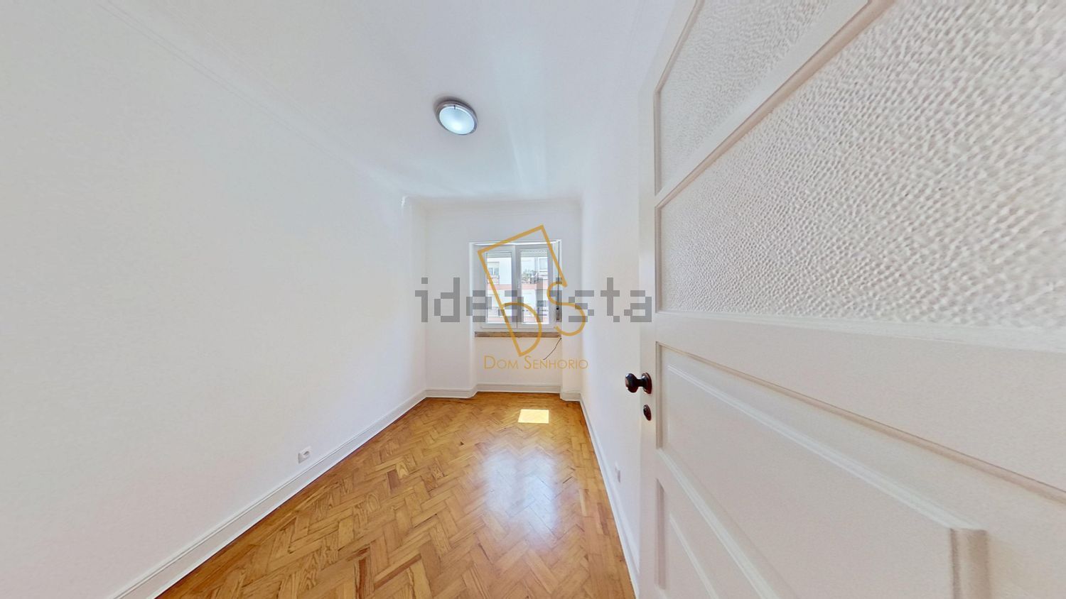 出租公寓 t2, rua Portugal Durão - 过道