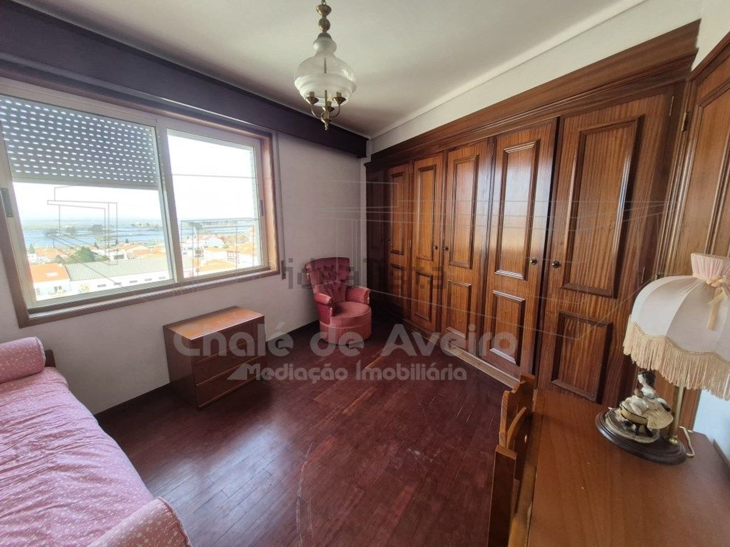 公寓 T4出售 在Zona Histórica - Beira-Mar - 卧室