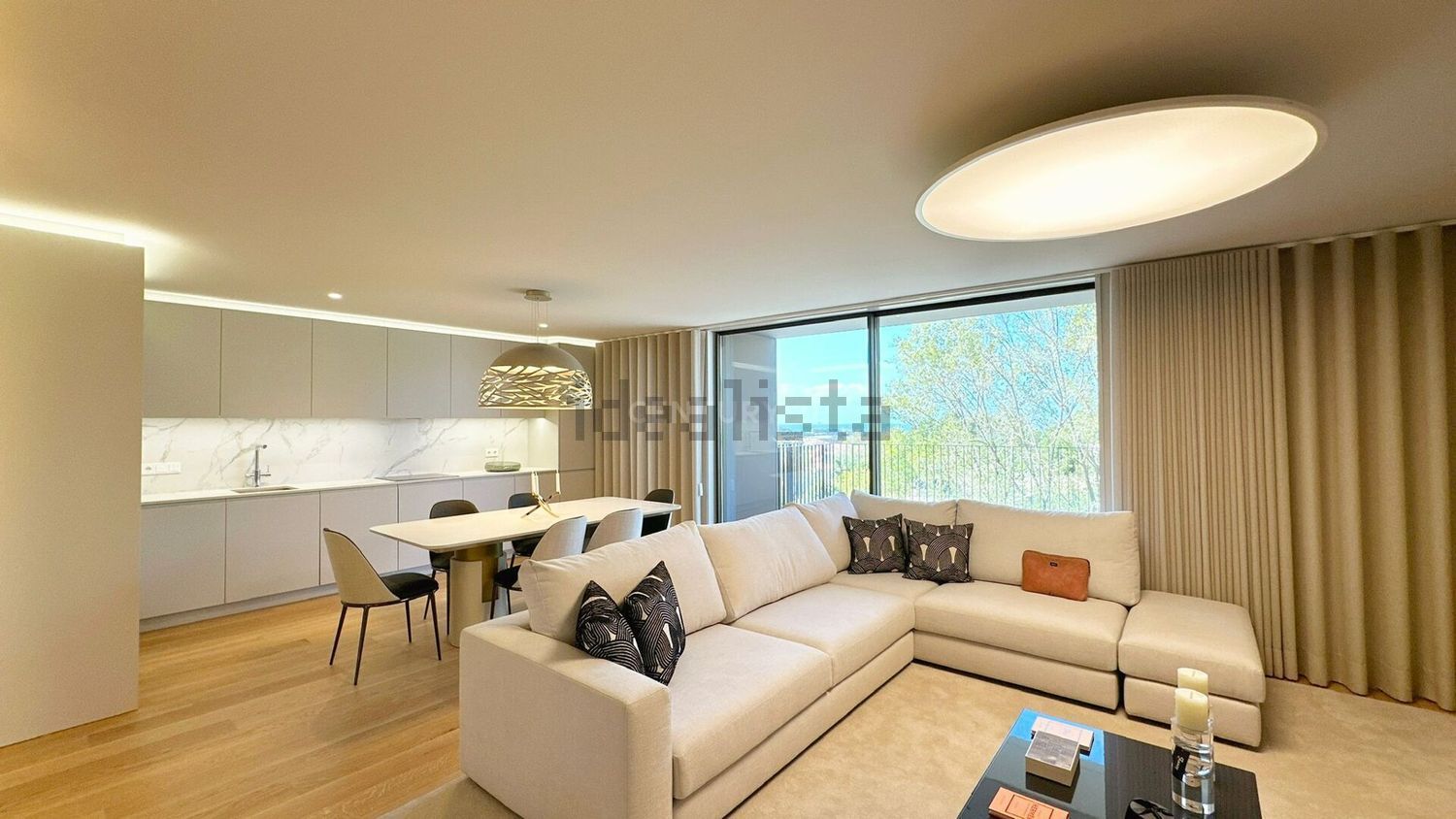 公寓 T2出售, alameda Jardins da Arrábida, 9 - 客厅