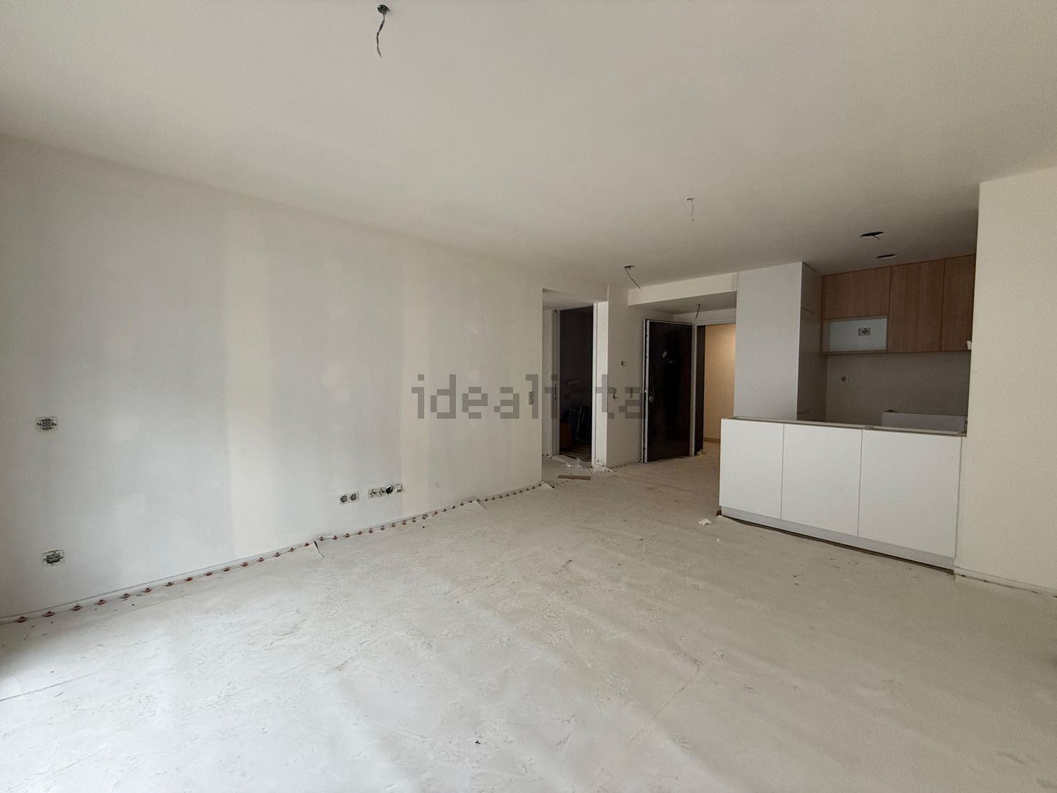 公寓 T2出售, avenida Padre Alves Correia s/n - 客厅