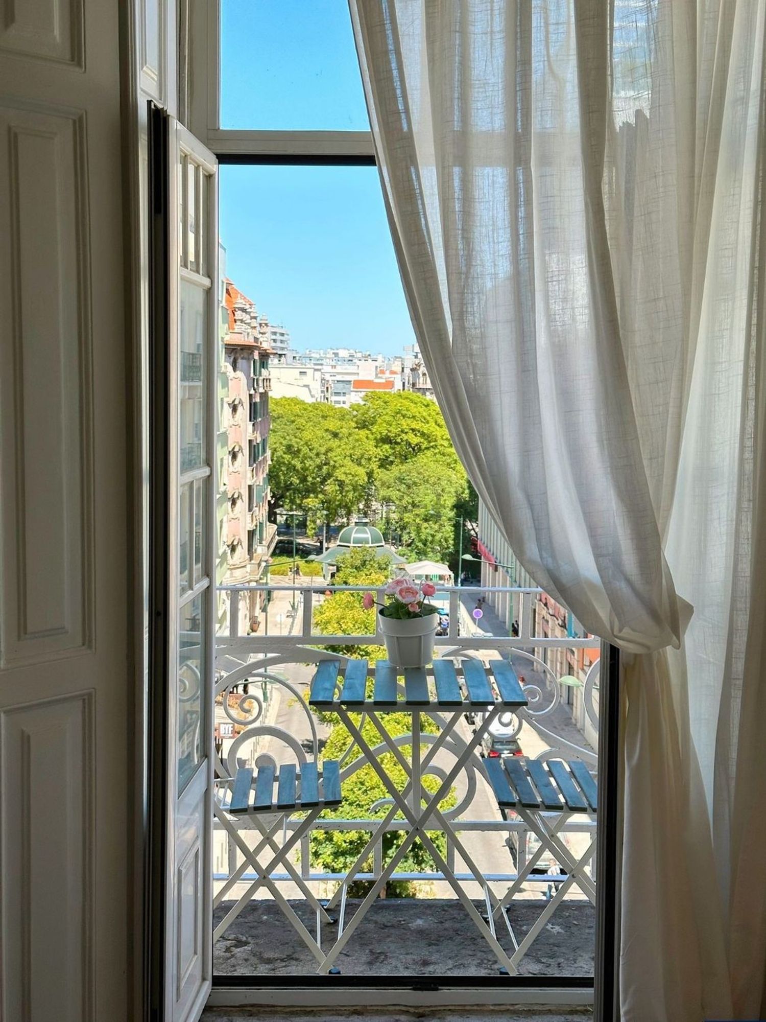 出租房间, Avenida 5 de Outubro - 阳台