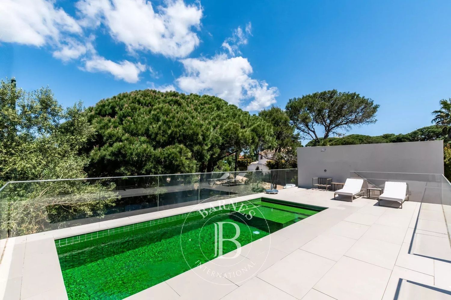 小楼房或独栋别墅出售 在Quinta da Marinha - 游泳池