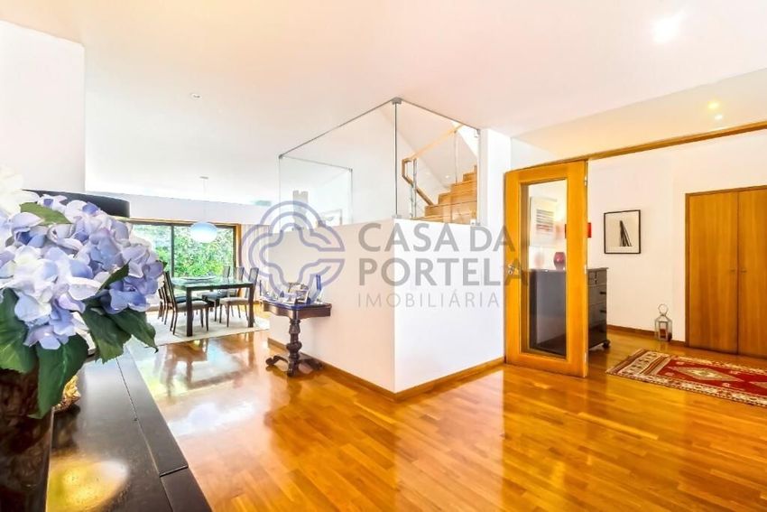 Imagem Sala de estar de  moradia em banda em Custóias