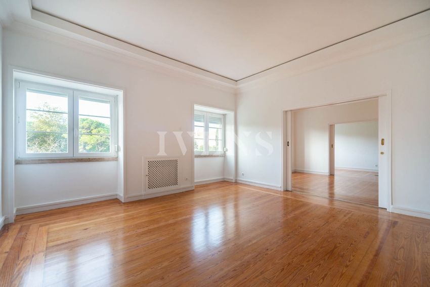 Imagem Divisão de apartamento t4 em Bairro Azul - Parque Eduardo VII