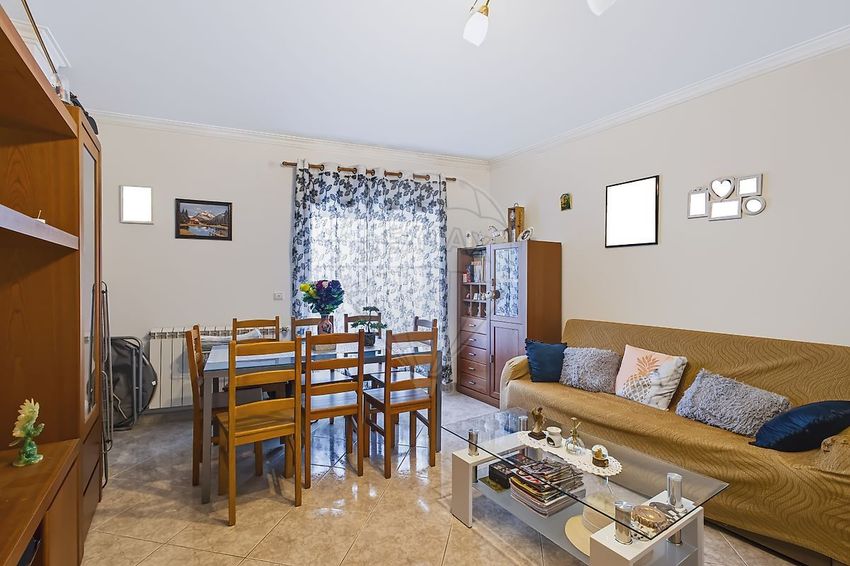 Imagem Sala de estar de apartamento t2 em São João Baptista