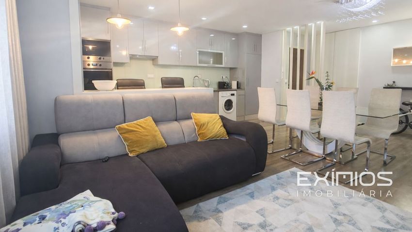Imagem Sala de estar de apartamento t3 em Agro-Velho - Montgeron