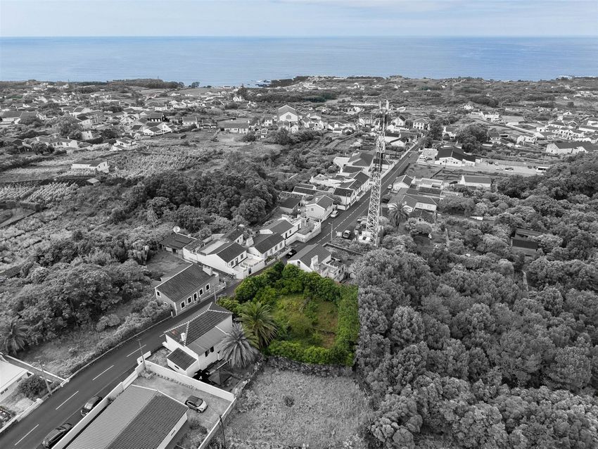 Imagem Vistas de terreno em Biscoitos