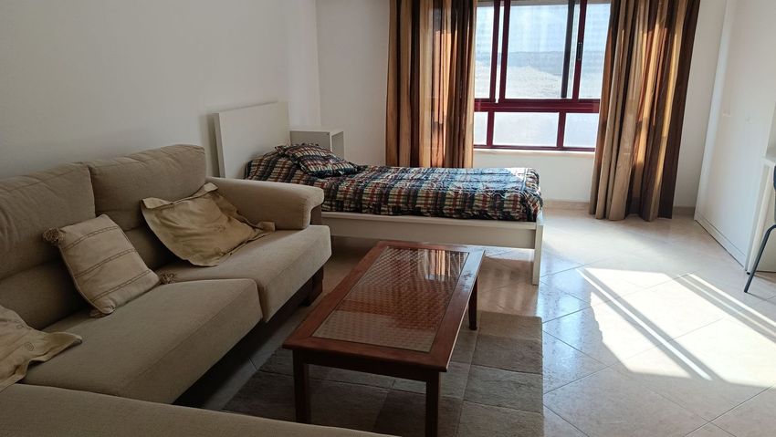 Imagem Sala de estar de quarto em Rua José Régio, 341 Lt