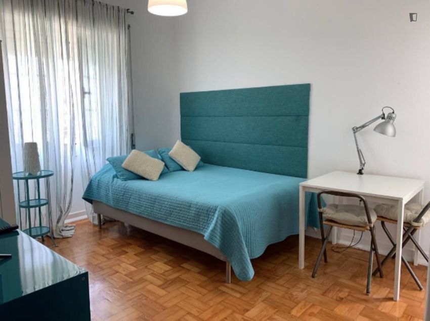 Imagem Quarto de apartamento t0 em Rua Guilherme Gomes Fernandes