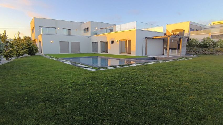 Imagem Fachada de  moradia independente em Casais de Mestre Mendo - Coimbrã
