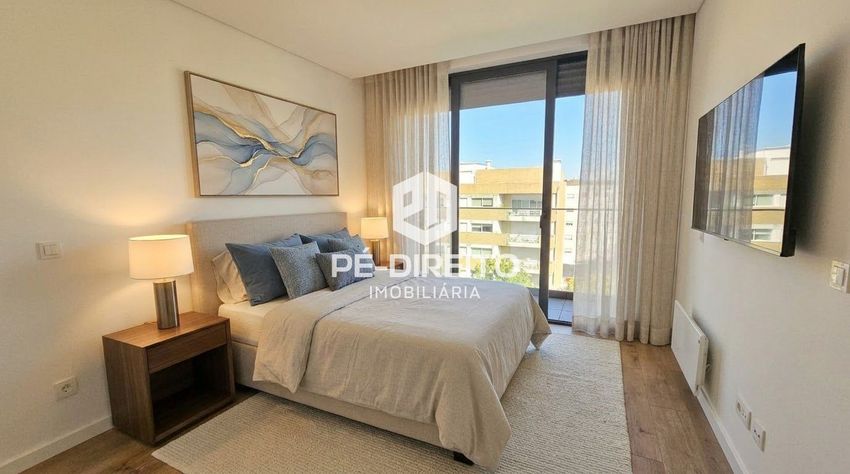Imagem Quarto de apartamento t2 em Pedrouços