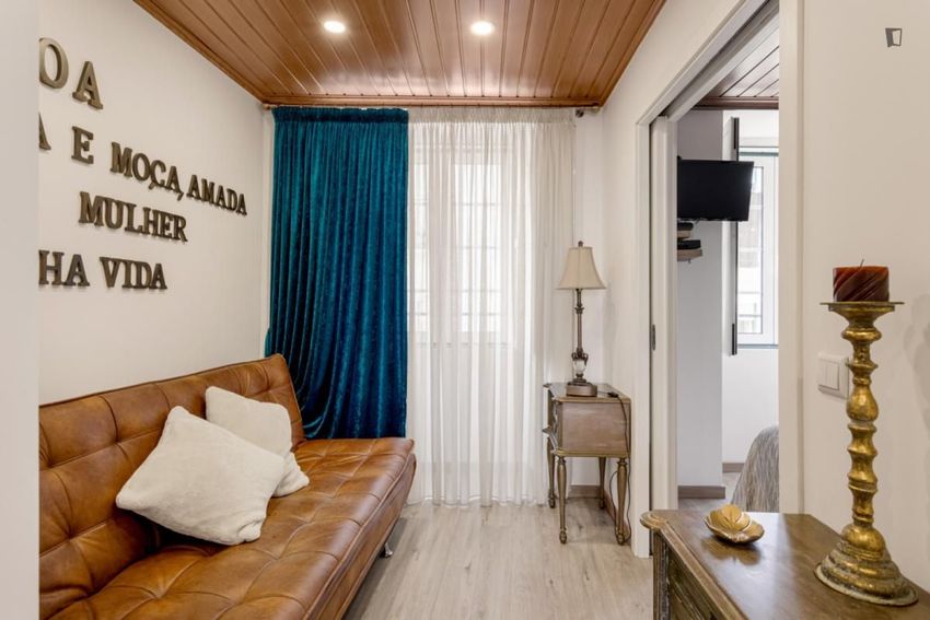 Imagem Sala de estar de apartamento t1 em Rua dos Remédios