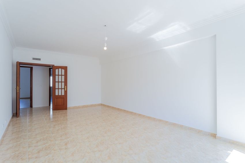 Imagem Sala de estar de apartamento t3 em Avenida Rui Grácio, 71