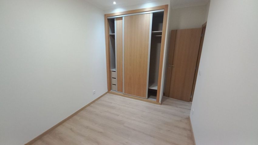 Imagem de apartamento t2 em Praça Dom Afonso de Albuquerque