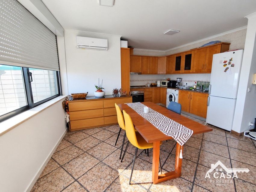 Imagem Cozinha de apartamento t2 em Arrifana