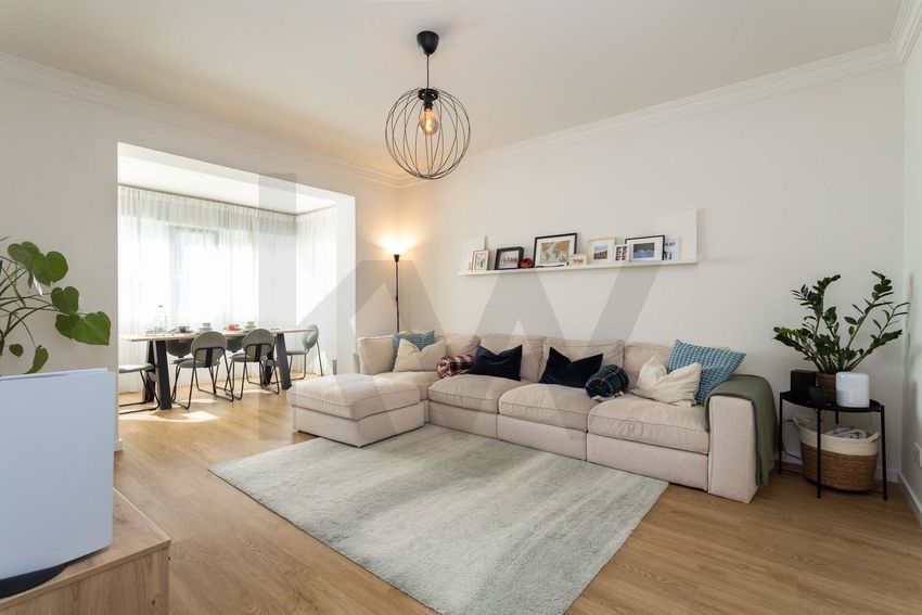 Imagem Sala de estar de apartamento t1 em Rua São Paulo, 107
