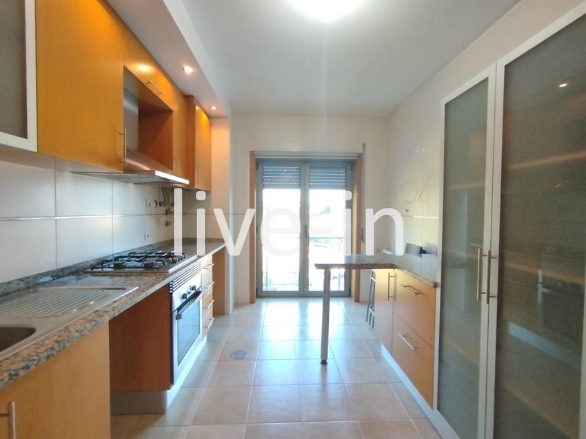 Imagem Cozinha de apartamento t2 em Avenida de Santa Joana