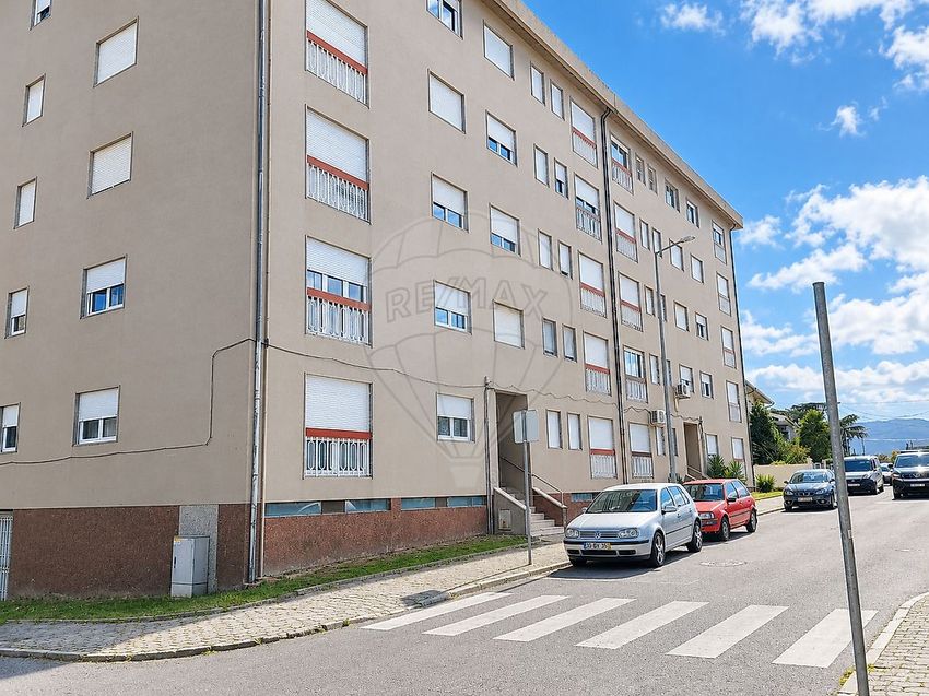 Imagem Vistas de apartamento t3 em Rua Sá Reis