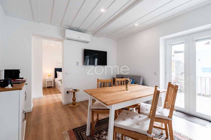 Imagem Sala de jantar de apartamento t1 em Rua de Couros, 32