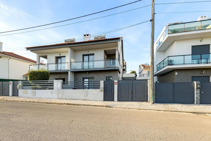 Зображення Фасад,  будинок чи котедж, Rua Rio Guadiana