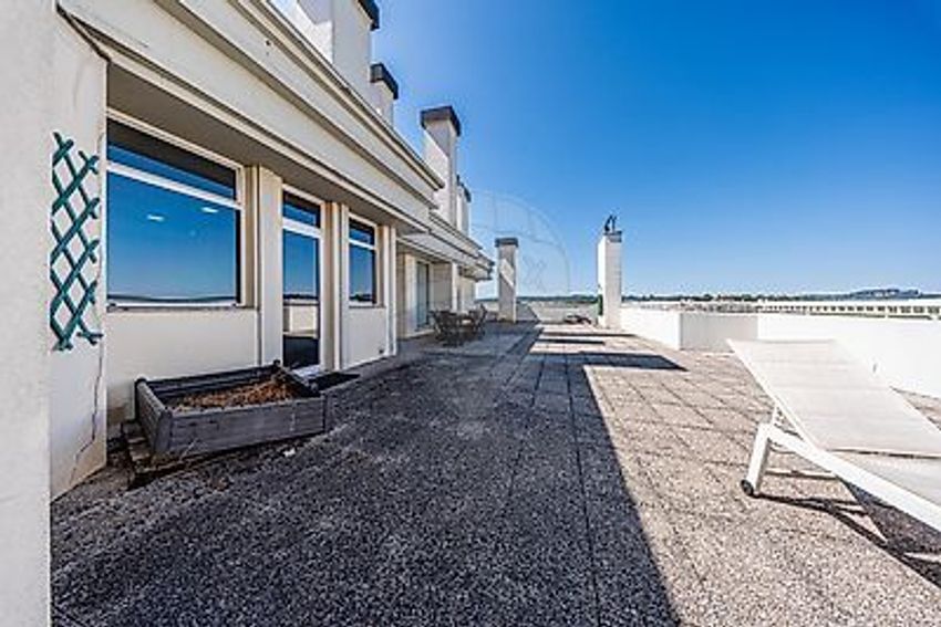 Imagem Terraço de duplex em Quinta do Bosque, 144