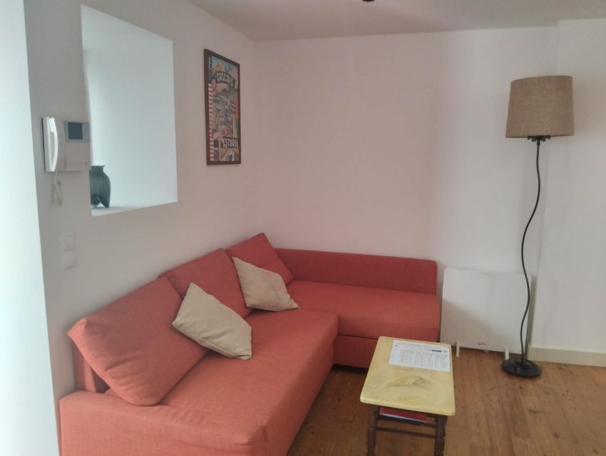Imagem Quarto de apartamento t2 em Centro