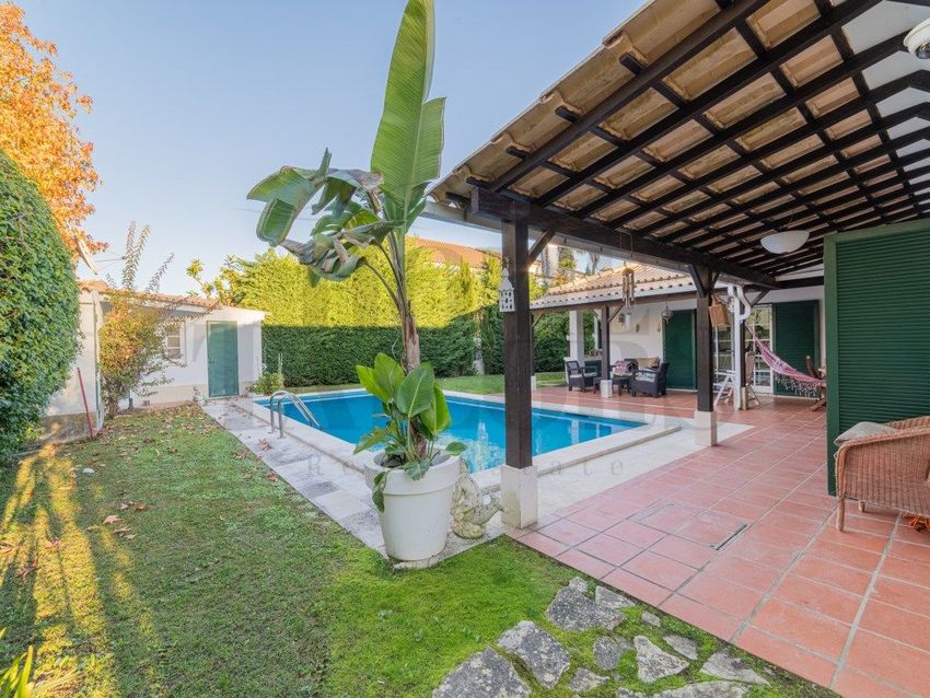 Imagem Piscina de  moradia independente em Verdizela
