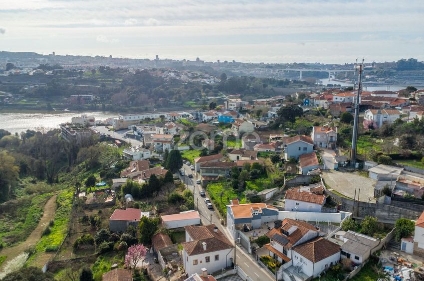 Зображення Деталі,  будинок на дві сім'ї, Rua Vasco da Gama, 174