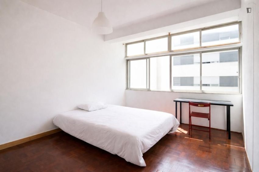Imagem Quarto de quarto em Travessa do Possolo