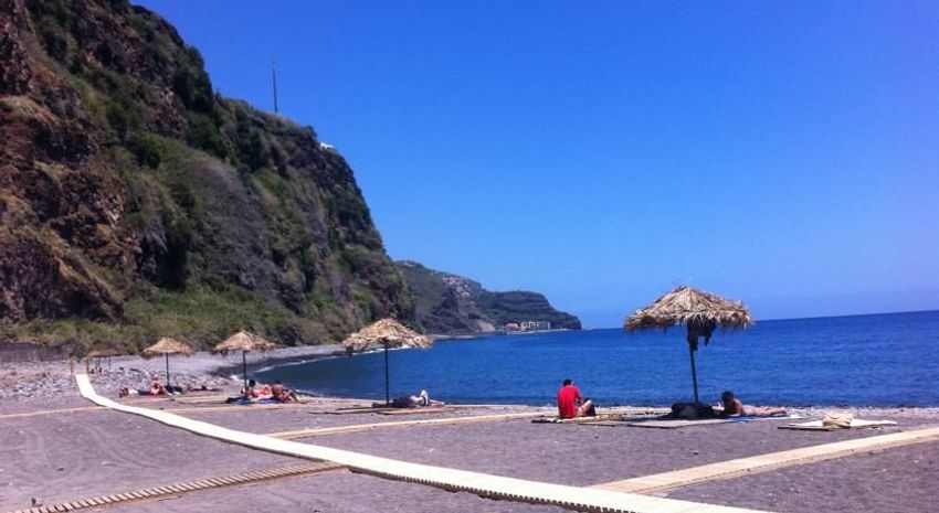 Imagem Vistas de apartamento t1 em Túnel do Lugar de Baixo, 1
