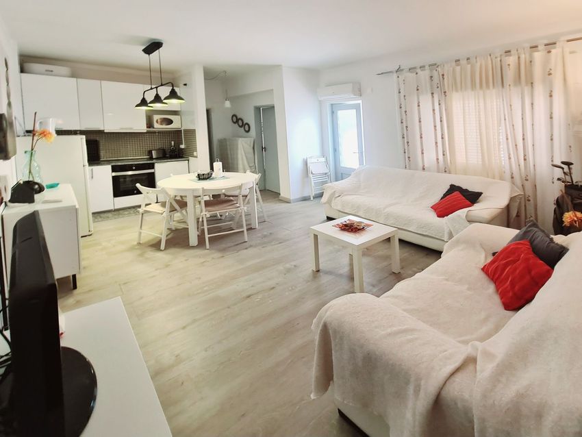 Imagem Sala de estar de apartamento t0 em Rossio de São Pedro, 3