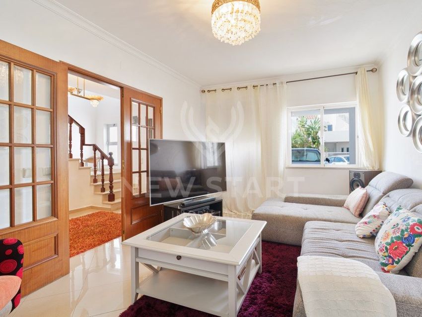 Imagem Sala de estar de apartamento t3 em  Quinta das Âncoras - Marim - Ilha da Armona
