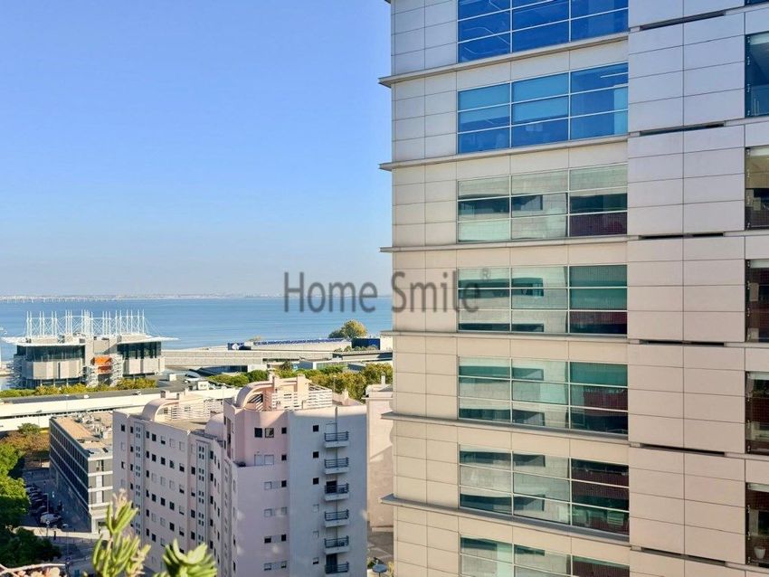 Imagem Vistas de apartamento t3 em Rua do Mar do Norte