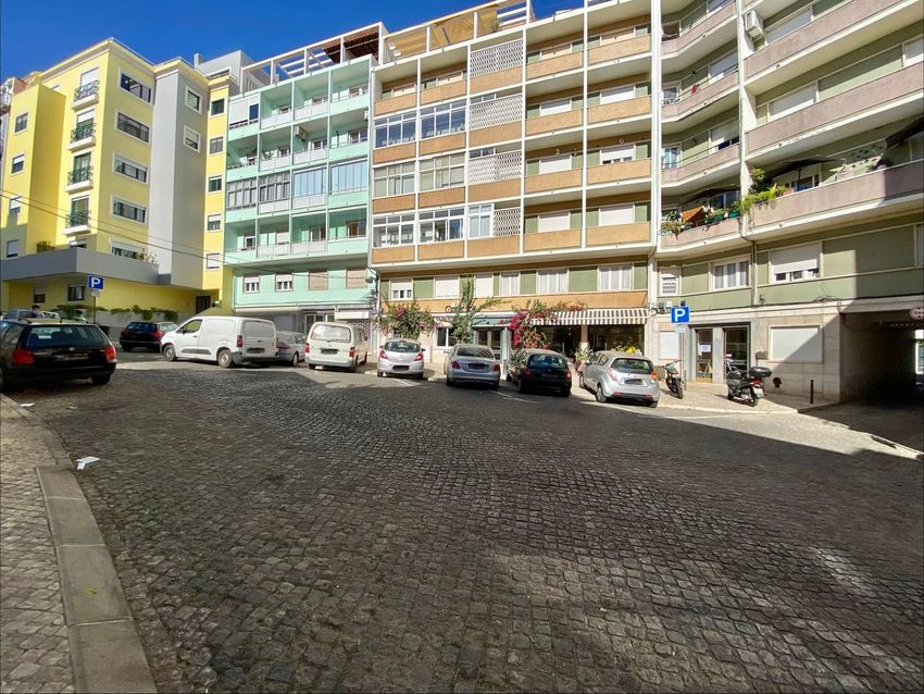 Imagem Vizinhança de apartamento t3 em Rua da Senhora do Monte, 28