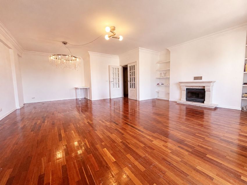 Imagem Sala de estar de apartamento t3 em Rua Manuel Marques s/n