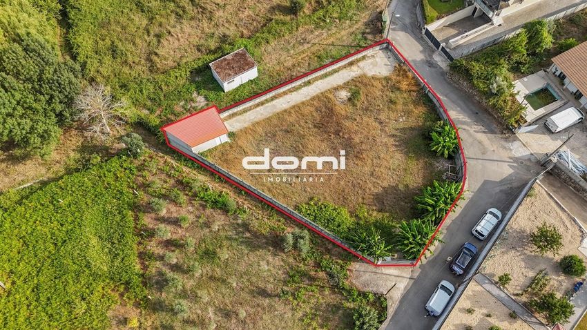 Imagem de terreno em Fataúnços
