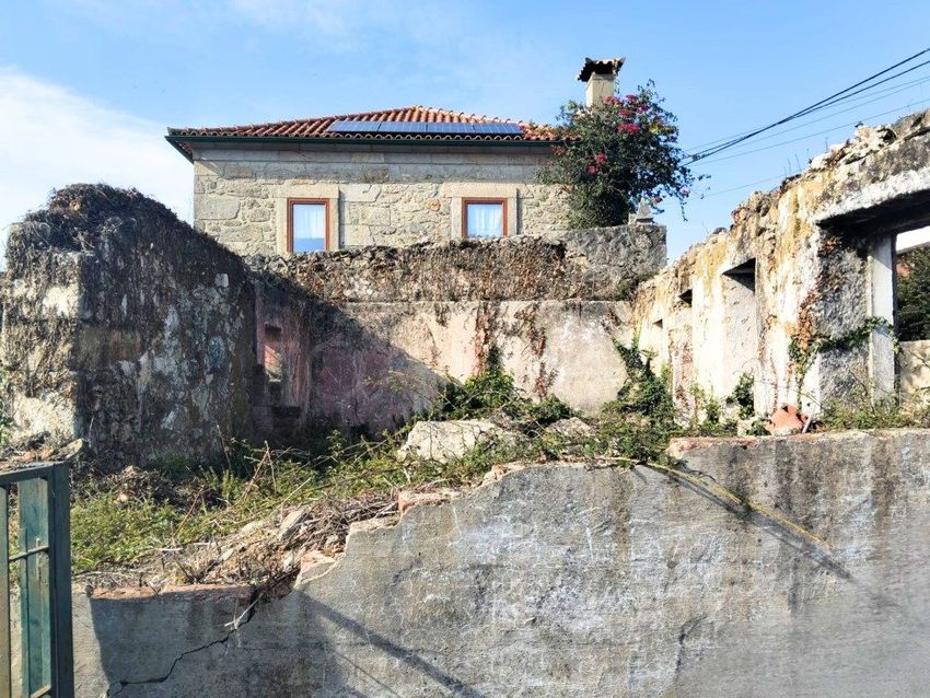 Imagem de terreno em Santa Marta de Portuzelo